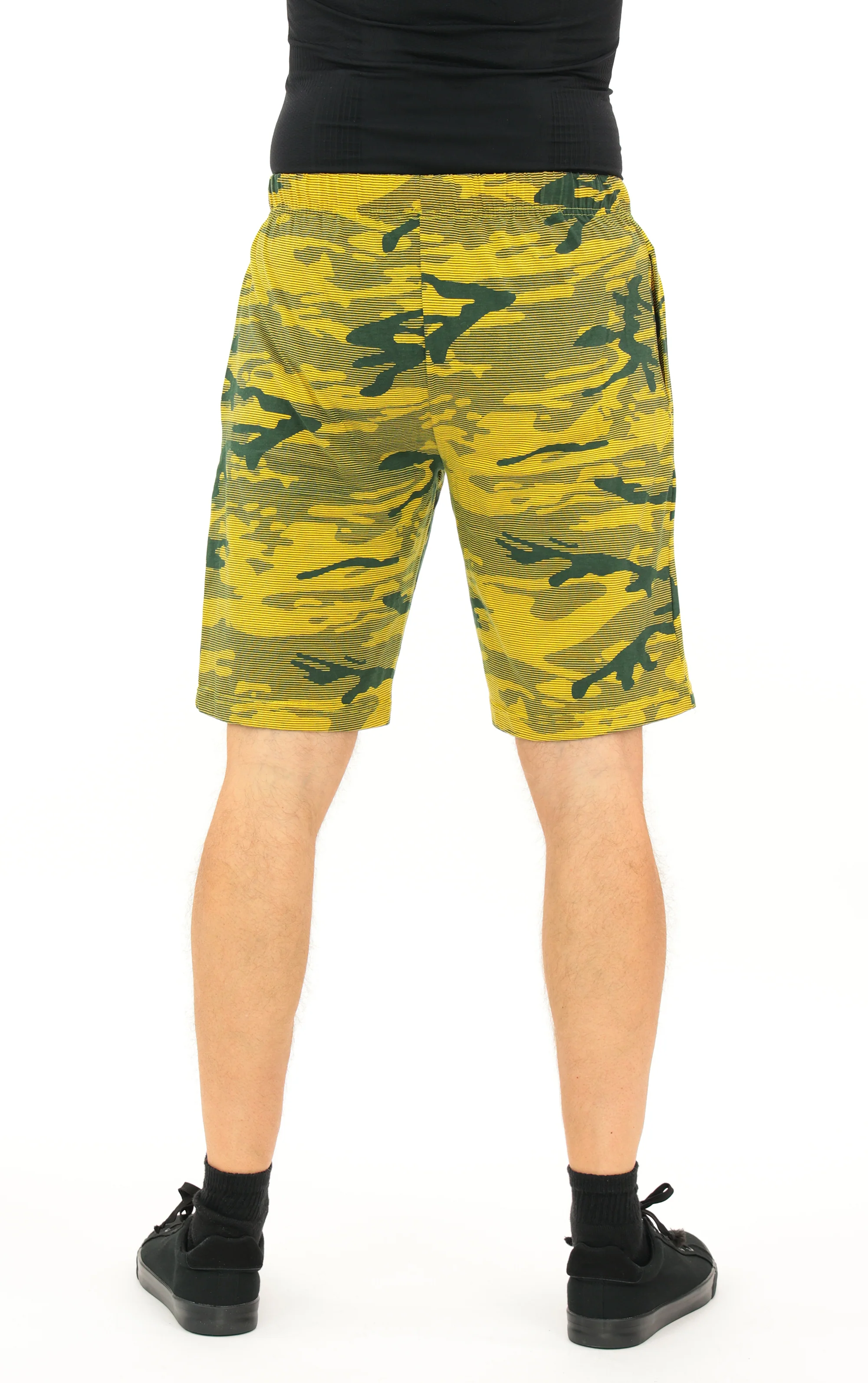 Zubaz NFL Adult Unisex Z88 Camo Lines Shorts, Green Bay Packers - Image 12