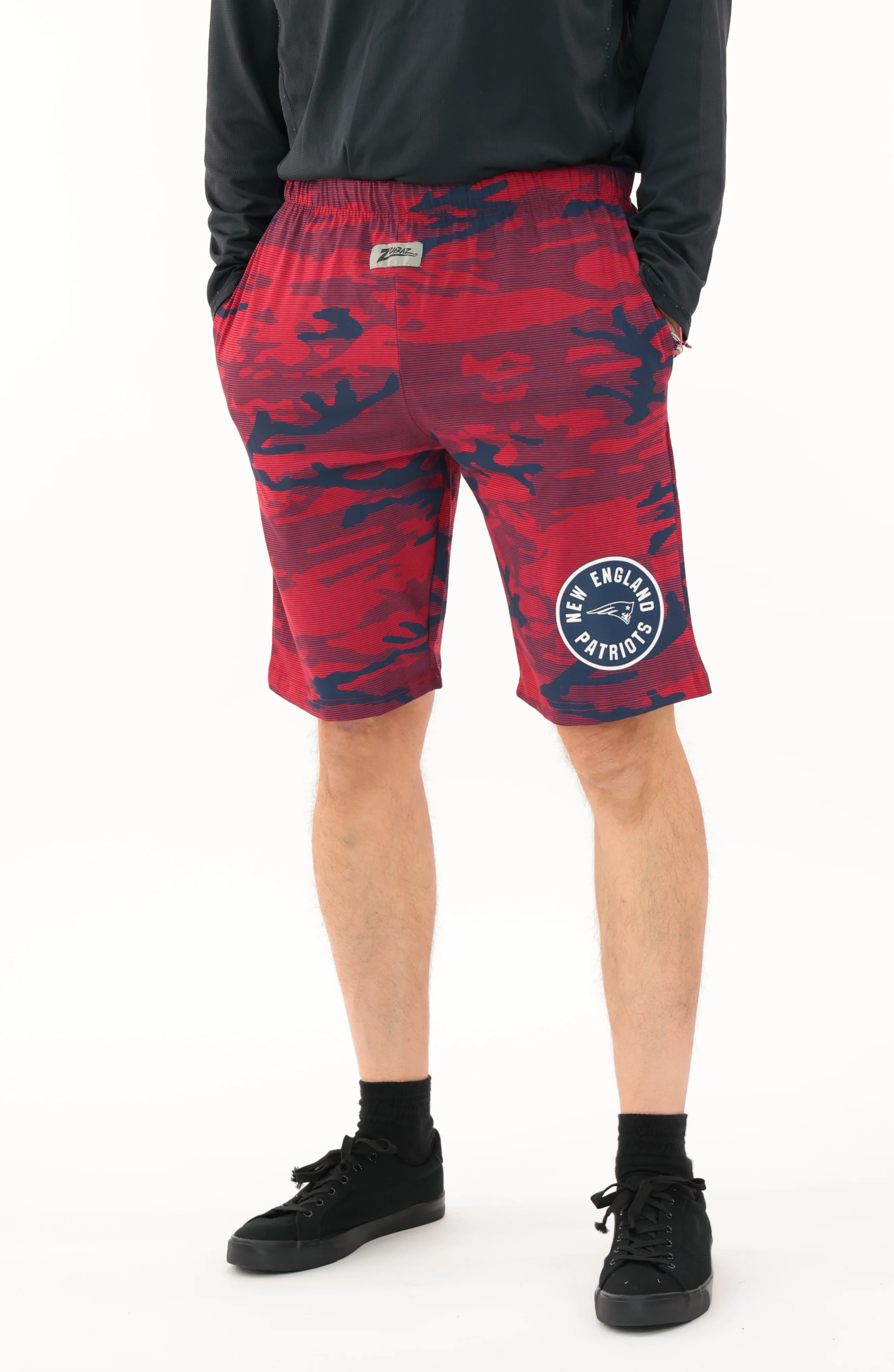 Zubaz NFL Adult Unisex Z88 Camo Lines Shorts, New England Patriots - Image 9
