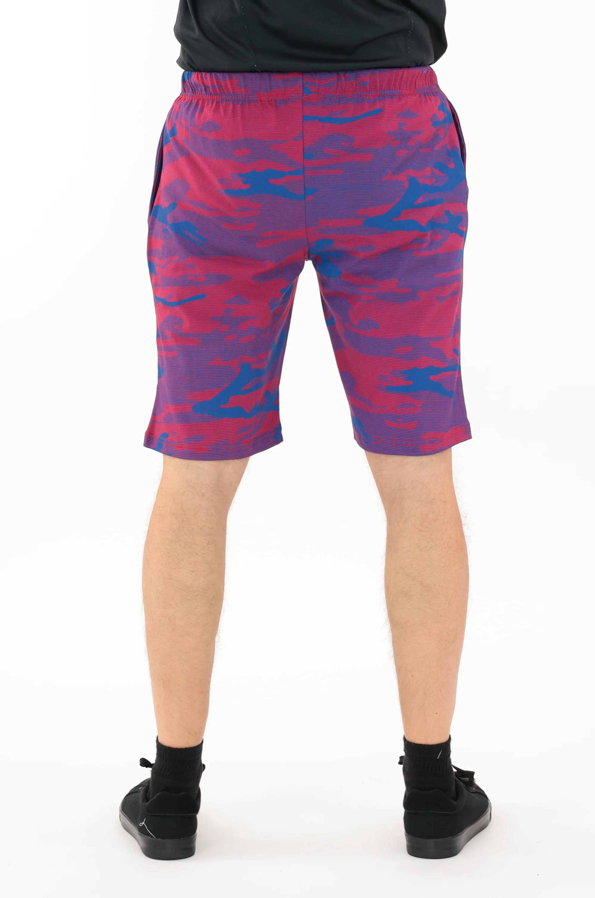 Zubaz NFL Adult Unisex Z88 Camo Lines Shorts, New York Giants - Image 43