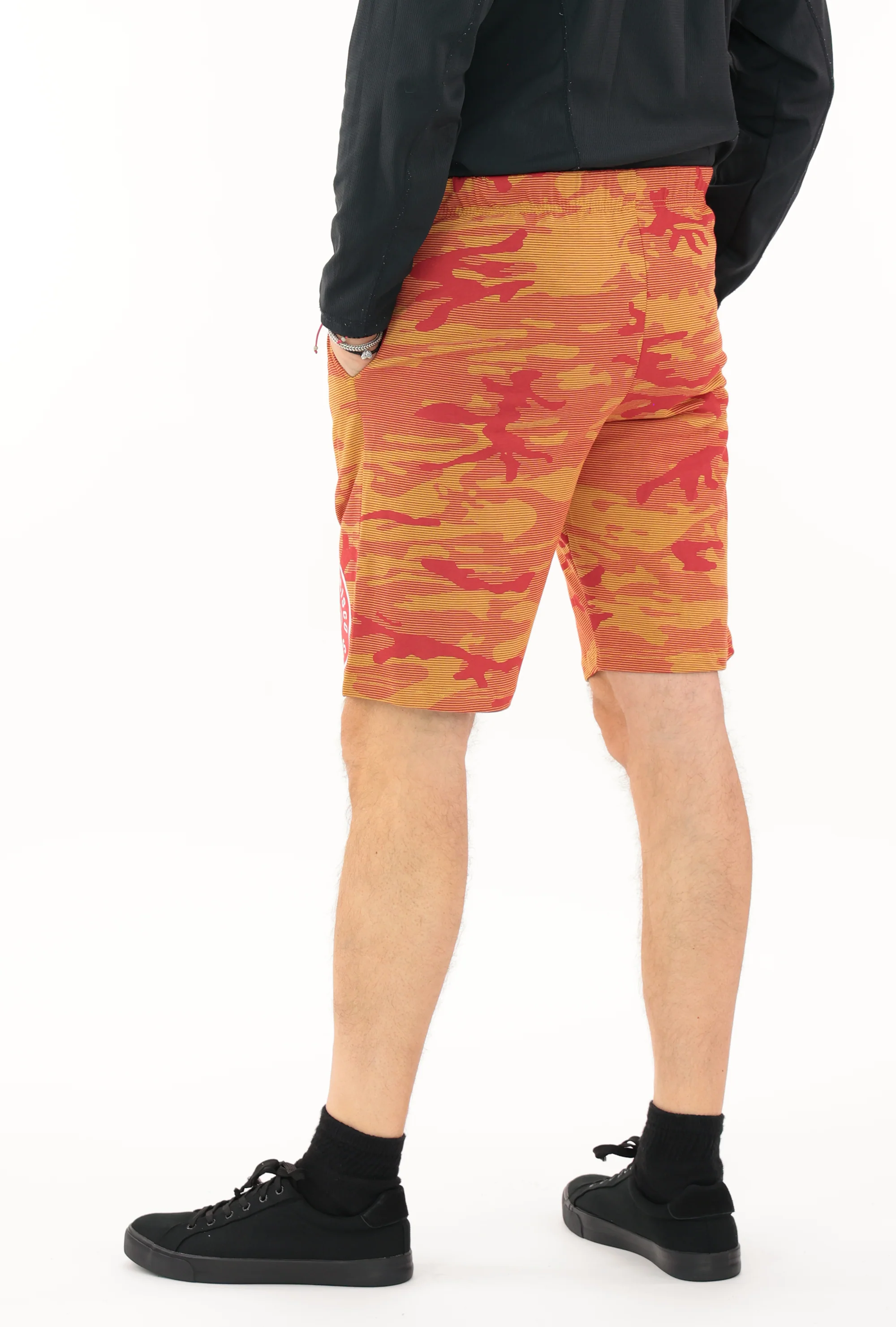 Zubaz NFL Adult Unisex Z88 Camo Lines Shorts, San Francisco 49ers - Image 13