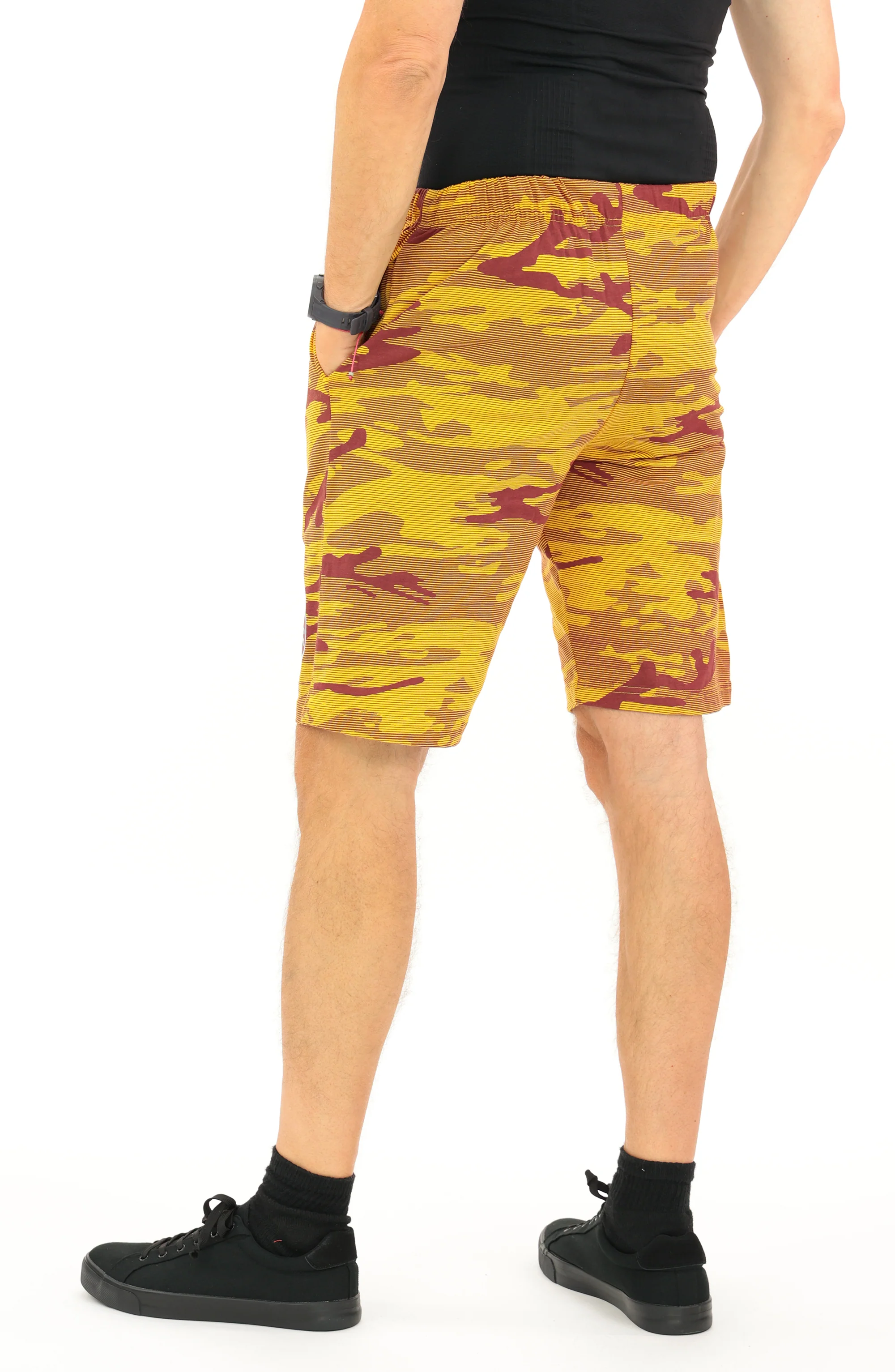 Zubaz NFL Adult Unisex Z88 Camo Lines Shorts, Washington Commanders - Image 18