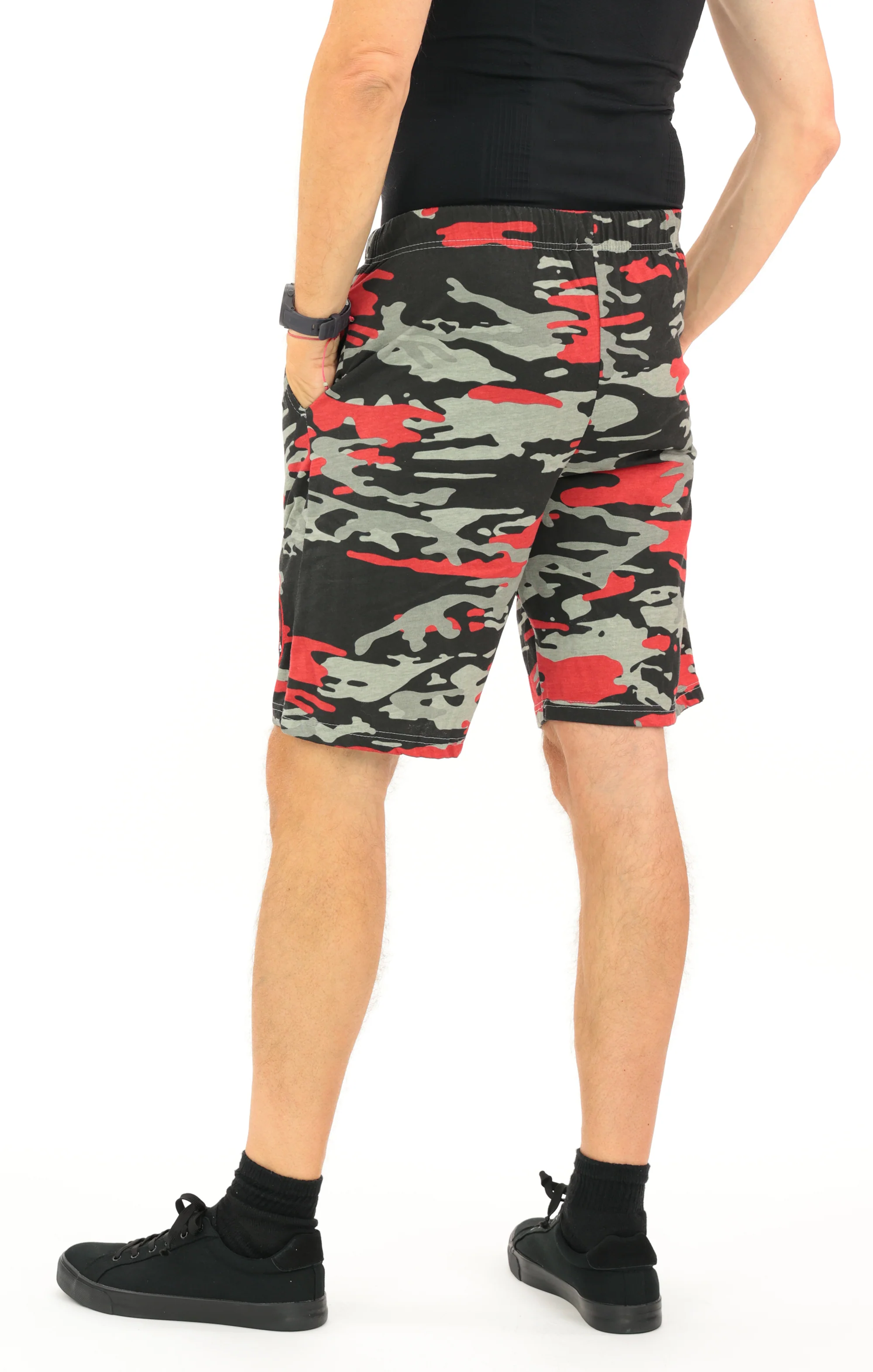Zubaz NFL Adult Unisex Z88 Embroidered Alt Camo Shorts, Atlanta Falcons - Image 34