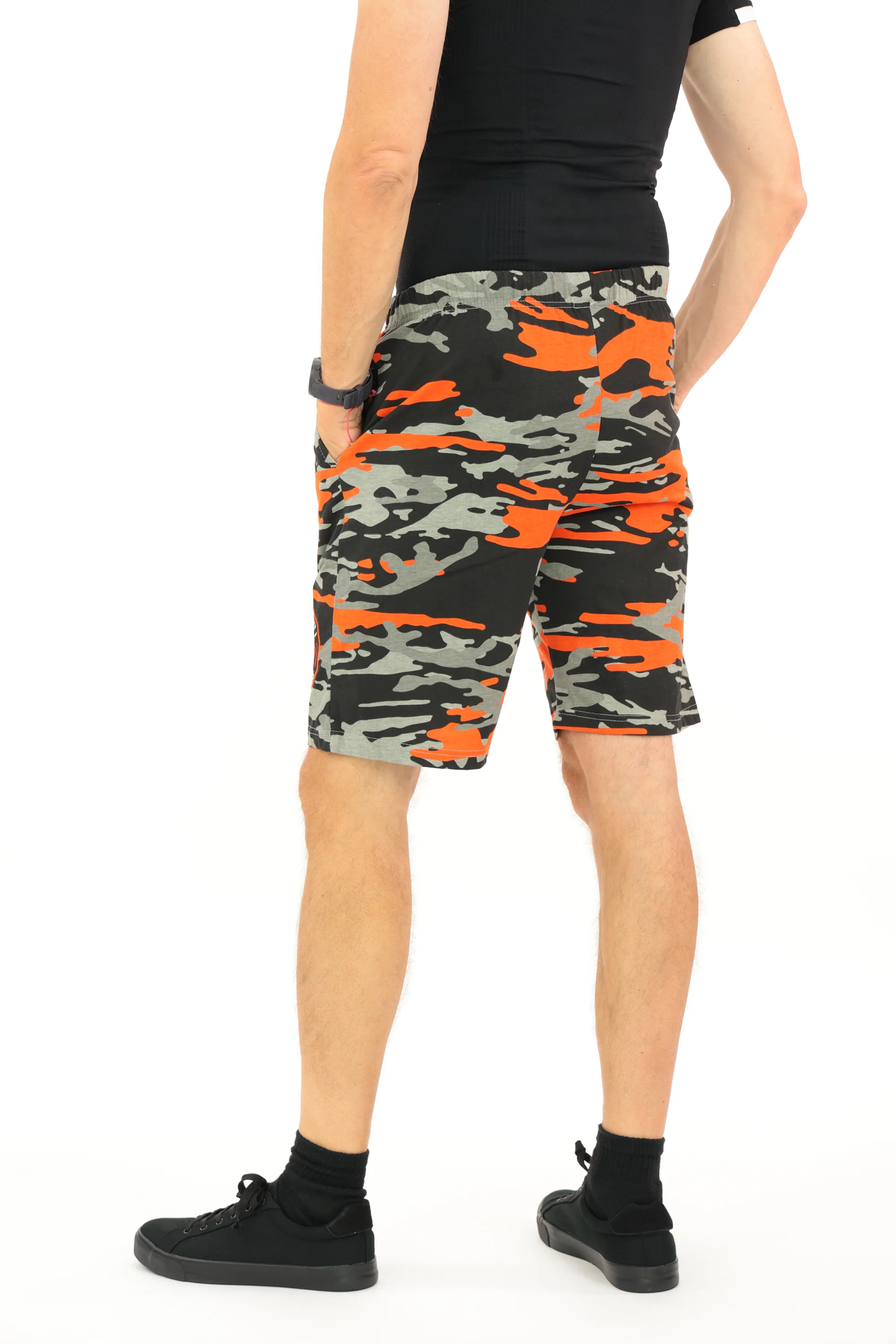 Zubaz NFL Adult Unisex Z88 Embroidered Alt Camo Shorts, Cincinnati Bengals - Image 10