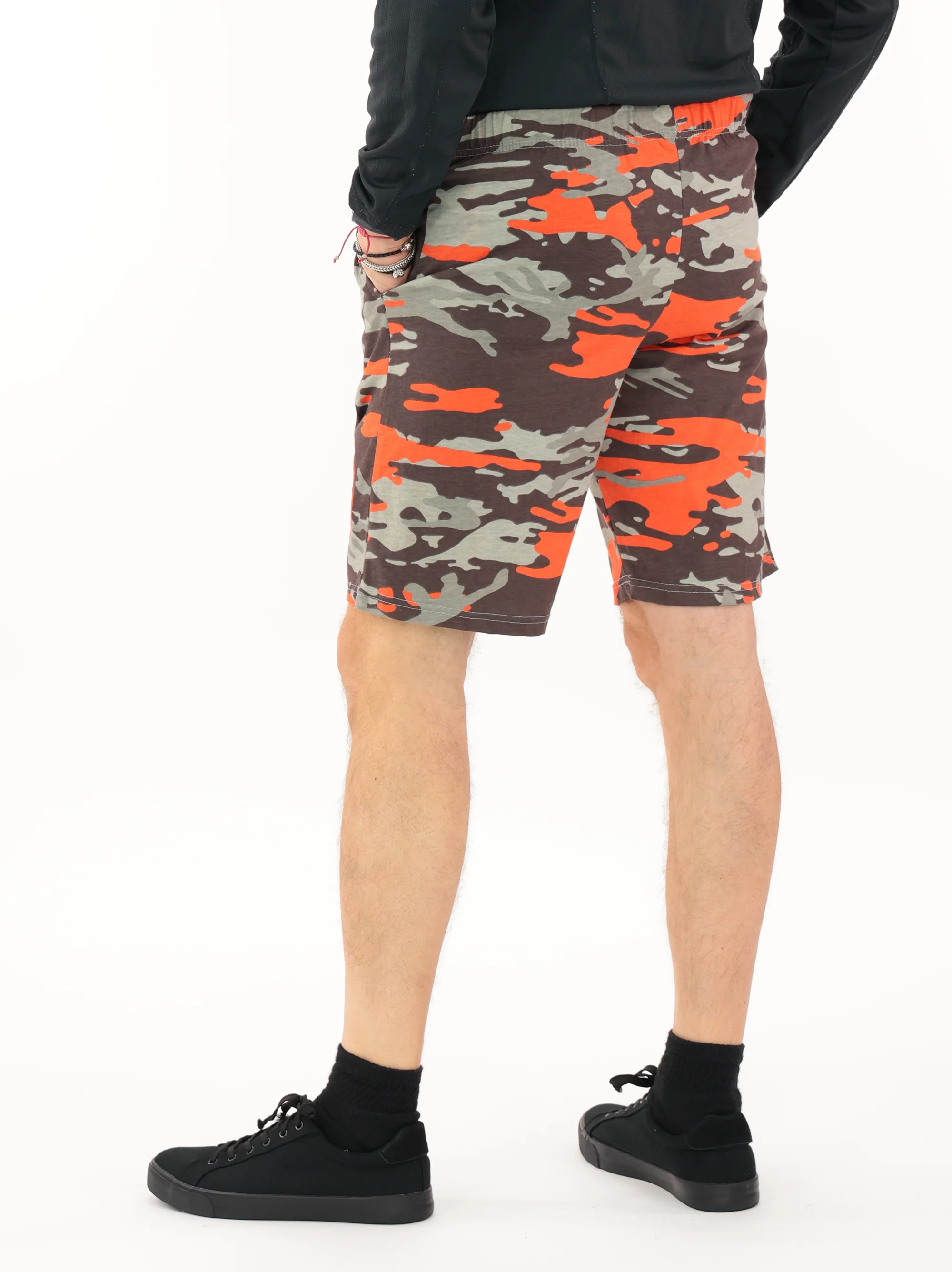 Zubaz NFL Adult Unisex Z88 Embroidered Alt Camo Shorts, Cleveland Browns - Image 10