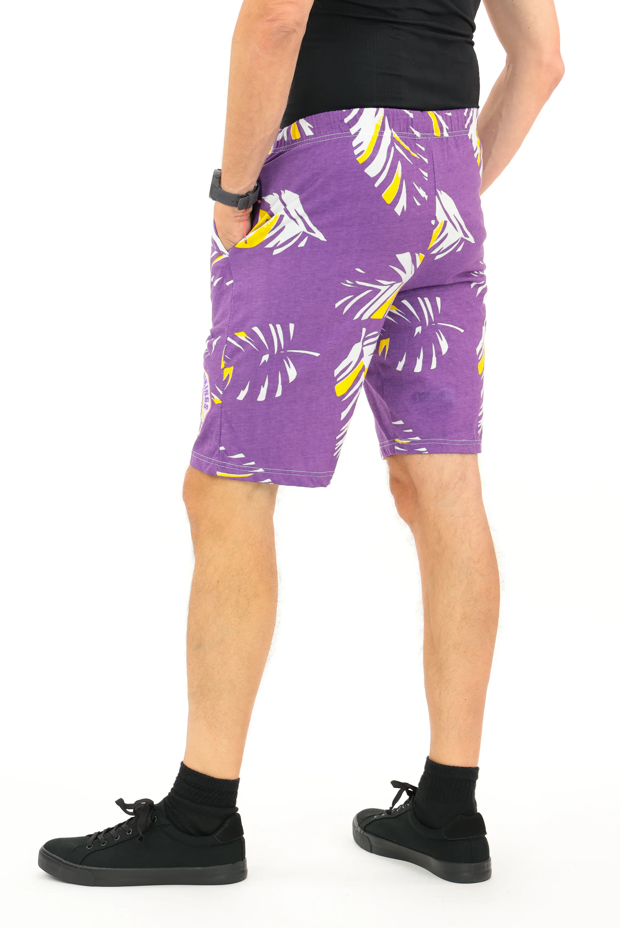Zubaz NFL Adult Unisex Z88 Embroidered Leaf 3 Team Color Shorts, Minnesota Vikings - Image 36
