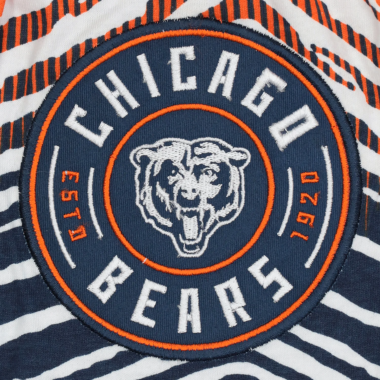 Zubaz NFL Adult Unisex Z88 Embroidered Zebra Ombre TMC Pants, Chicago Bears - Image 3