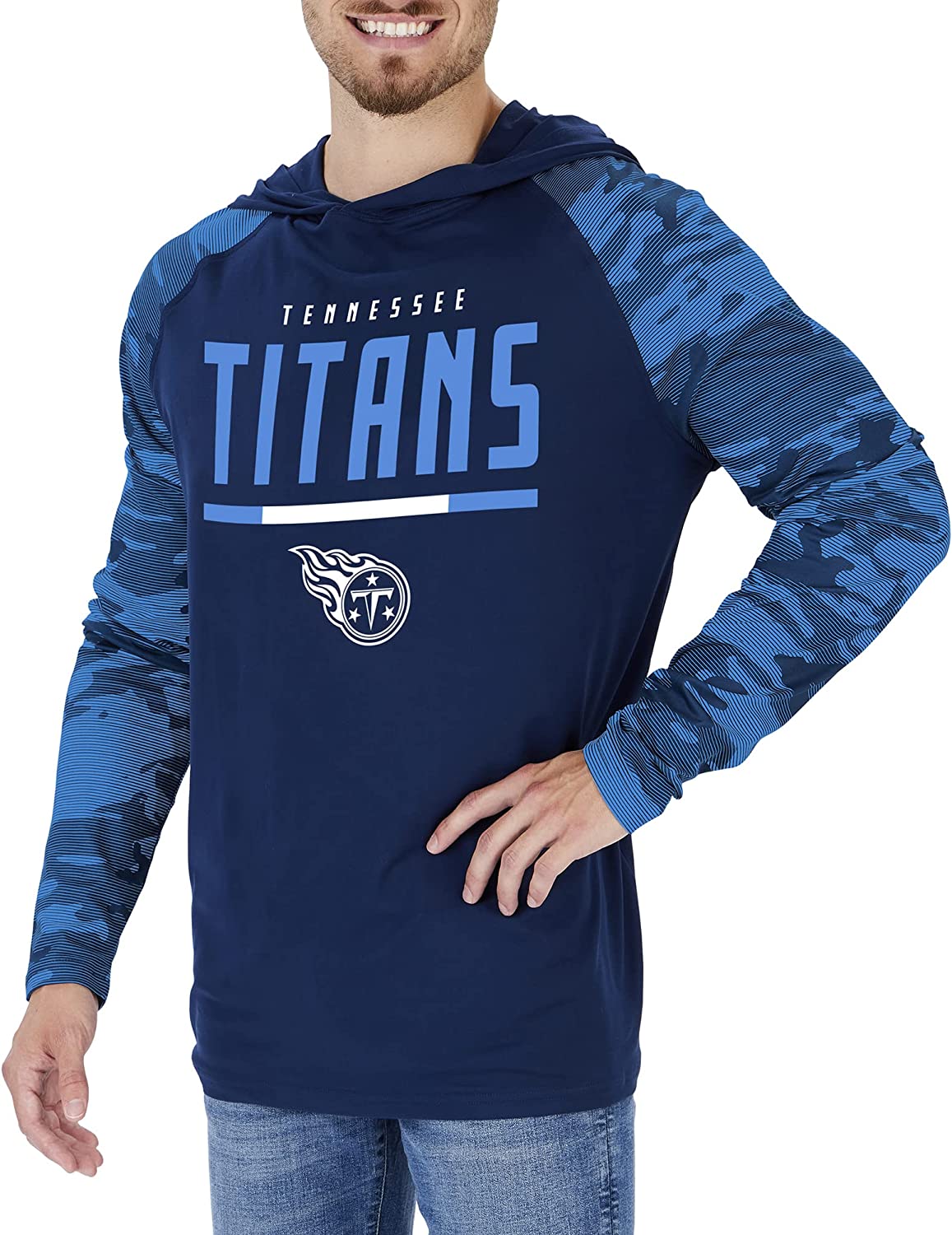 Zubaz NFL Men's Linebacker Camo Line Sleeves Lightweight Hoodie, TENNESSEE TITANS - Image 2