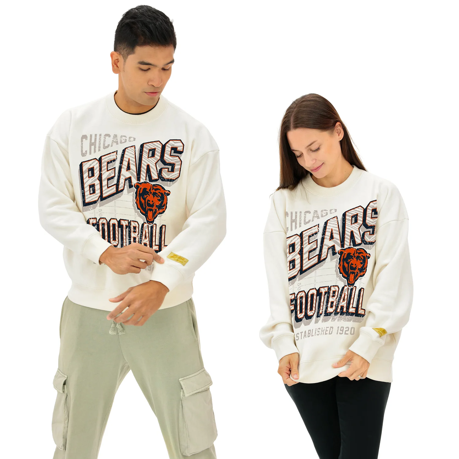 Zubaz NFL UNISEX 90s Vintage First Down Drop Shoulder Crewneck- Off White, CHICAGO BEARS